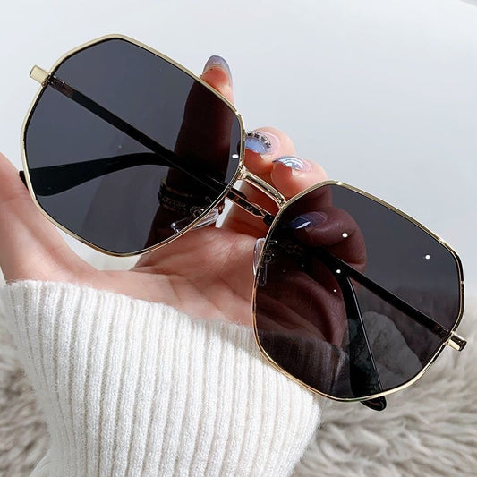 Korean version of trendy seaside travel glasses for men and women